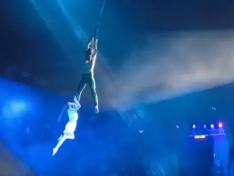 В Запорожье артисты цирка сорвались с 5-метровой высоты прямо во время представления